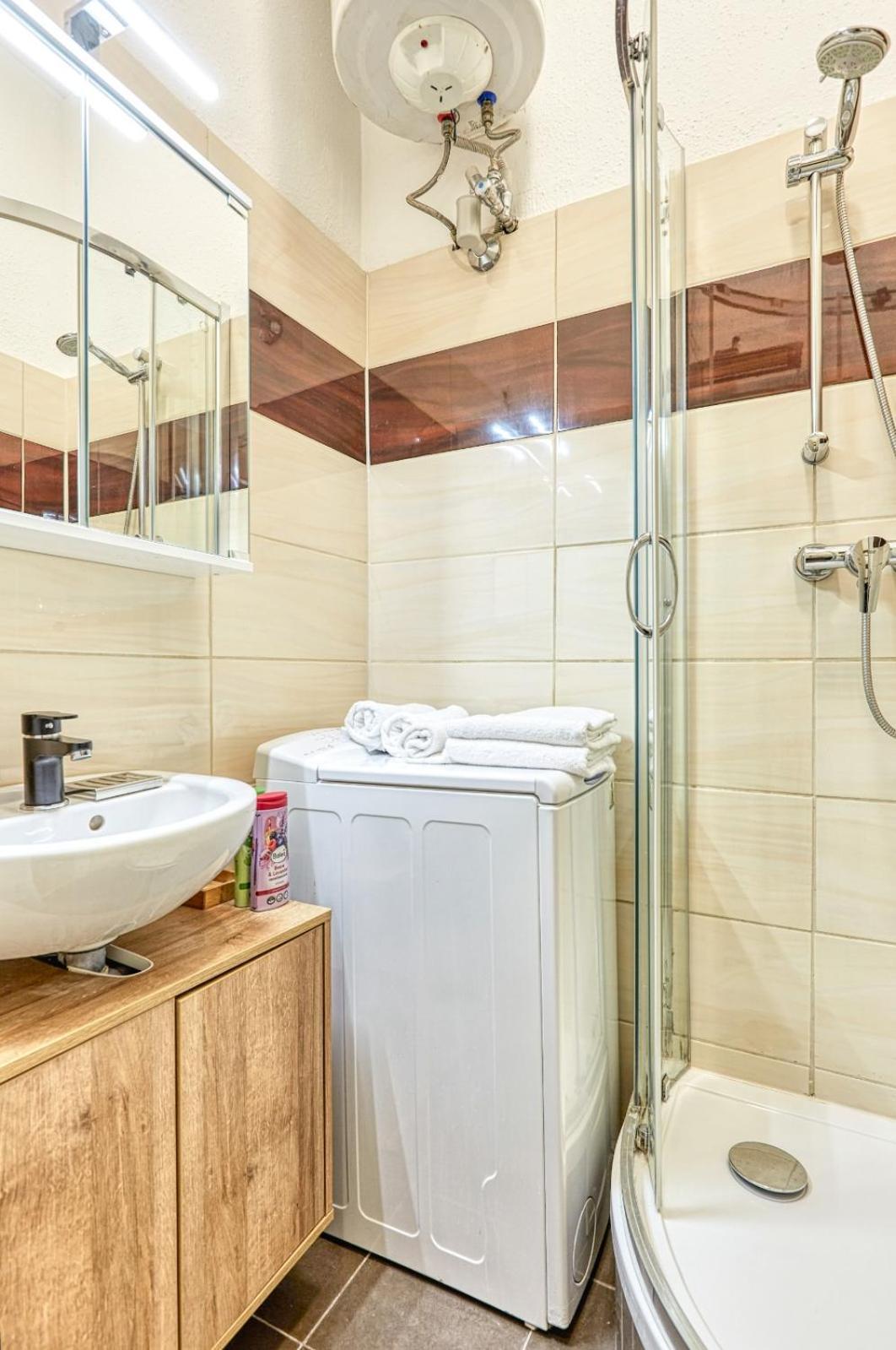 Lovely Airbnb Near Schoenbrunn Apartman Bécs Kültér fotó