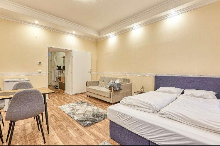 Lovely Airbnb Near Schoenbrunn Apartman Bécs Kültér fotó